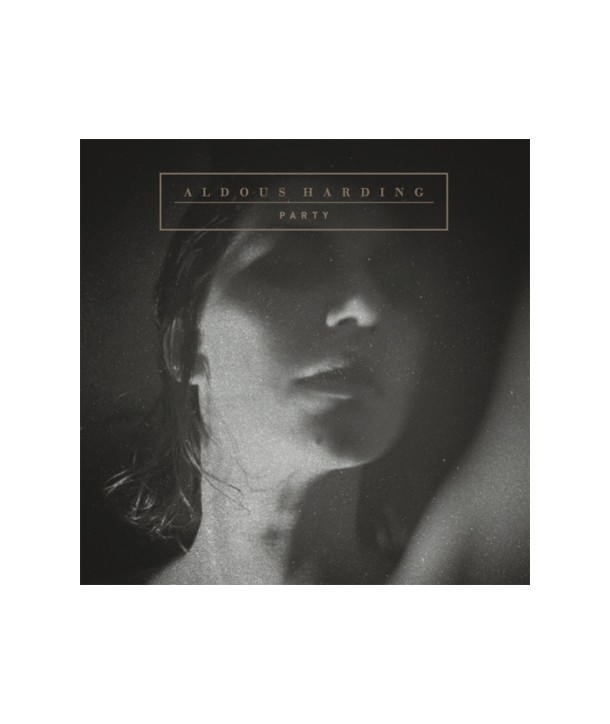 ALDOUS-HARDING-PARTY-4AD0008CD-191400000827