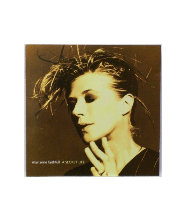 MARIANNE-FAITHFULL-A-SECRET-LIFE-5240962-731452409621