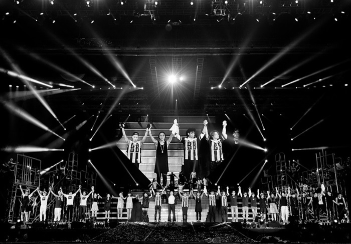 YG-FAMILY-2014-YG-FAMILY-CONCERT-IN-SEOUL-LIVE-CD-ltpotobug200P-CD-3jang-poto-kadeu-wonhyeonggt-YGK0464-8809269504173