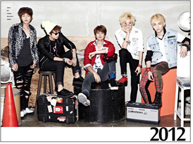 syaini-SHINEE-tagsanghyeong-2012-OFFICIAL-CALENDAR-SMMD344-8809049757911